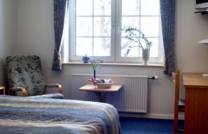 Matelas Select Comfort, bureau, lits bébé (gratuits), Wi-Fi gratuit