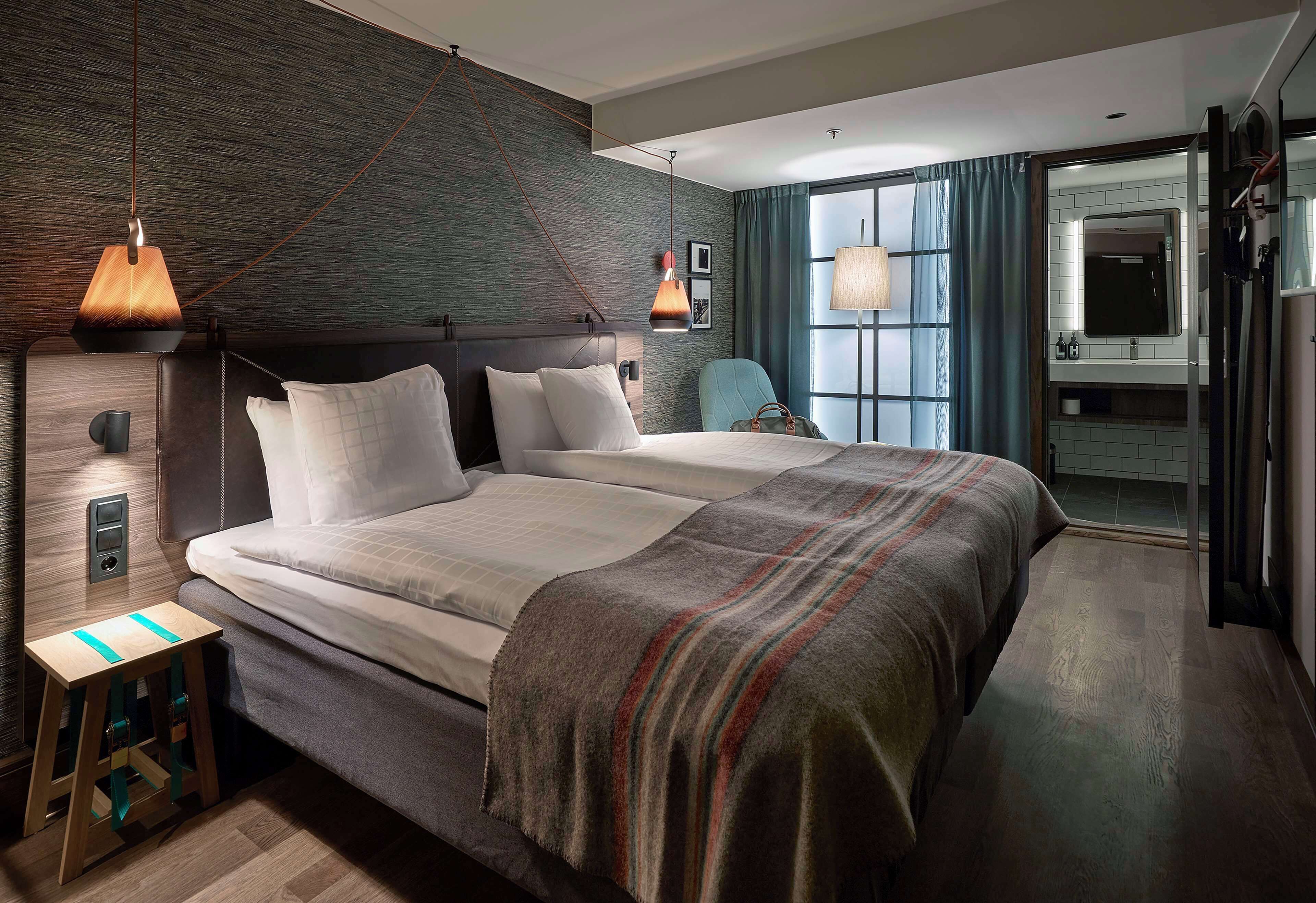 classic room, 1 king bed (sleep, without window) | in-room safe, free wifi, bed sheets