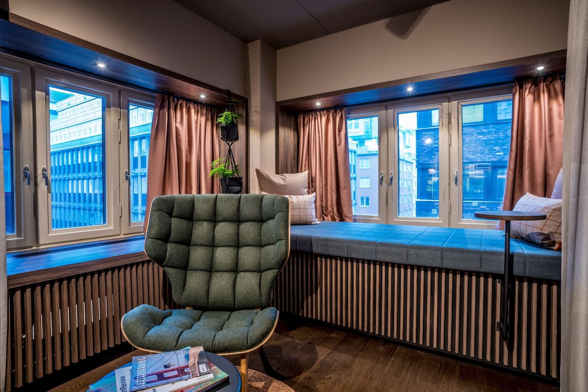 Deluxe Double Room | In-room safe, iron/ironing board, free WiFi, bed sheets