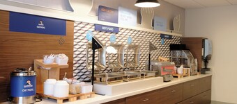 Holiday Inn Express & Suites Davis - University Area by IHG