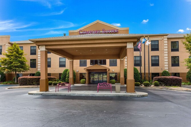 Comfort Suites in Monroe, LA | Expedia