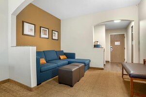 Suite, 1 King Bed, Non Smoking | Premium bedding, pillowtop beds, desk, laptop workspace