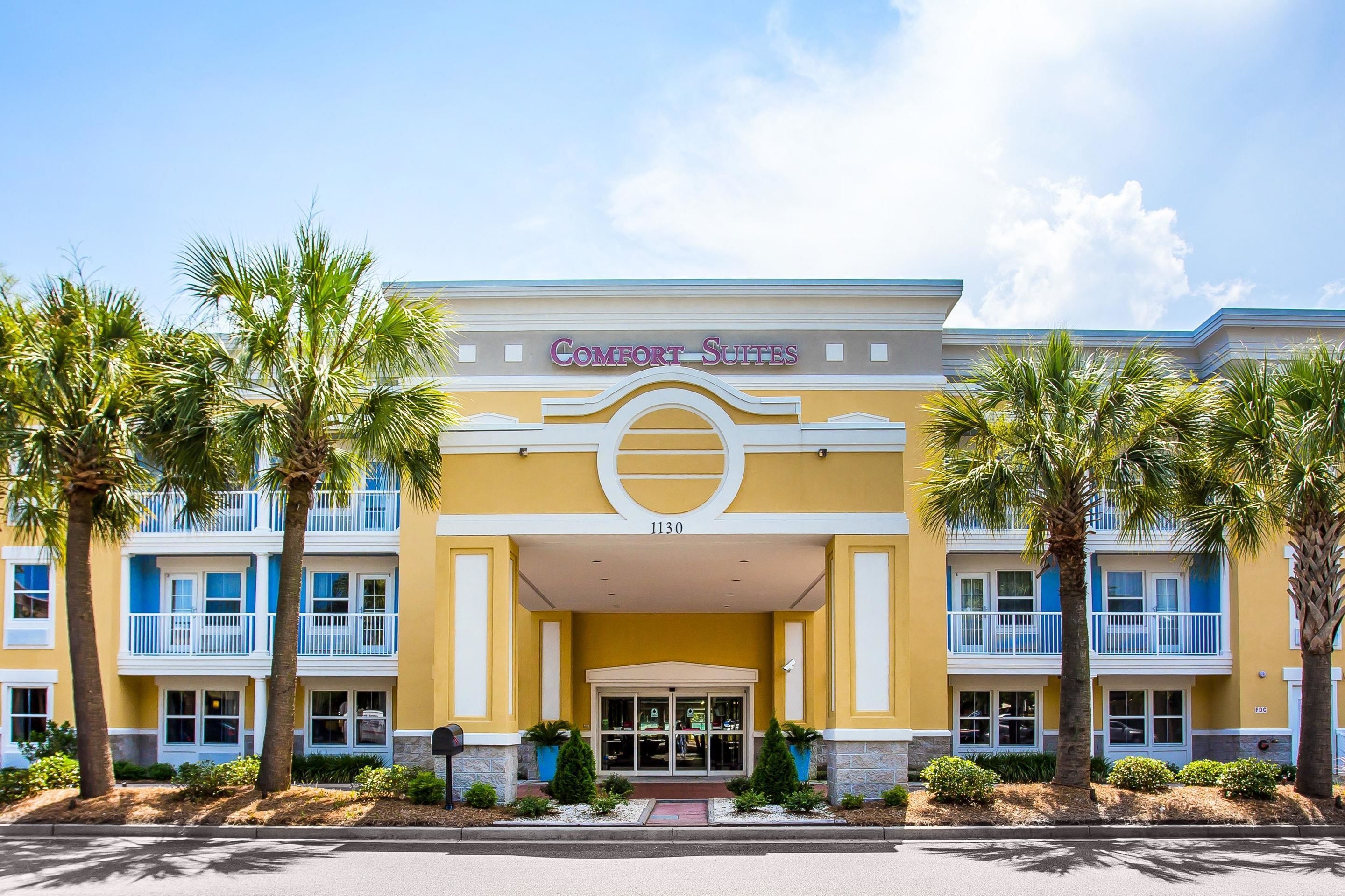 Photo - Comfort Suites at Isle of Palms Connector