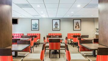 Desayuno buffet incluido todos los días