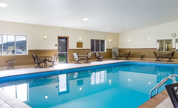 Piscine intérieure