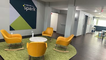 Sala de estar en el lobby