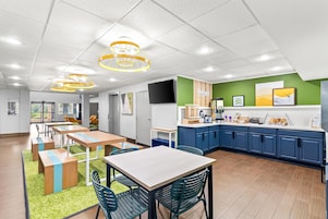 Desayuno continental incluido todos los días