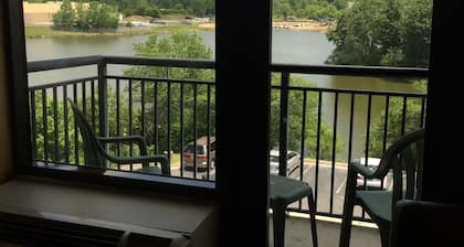 Comfort Suites South Park