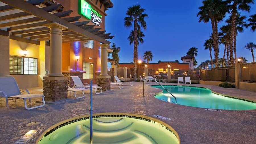 Holiday Inn Express & Suites Rancho Mirage - Palm Spgs Area by IHG