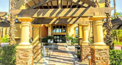 Holiday Inn Express & Suites Rancho Mirage - Palm Spgs Area by IHG