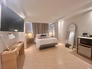 Premium bedding, down duvets, Select Comfort beds, in-room safe - Best Western El Dorado Panama Hotel (Panama City)