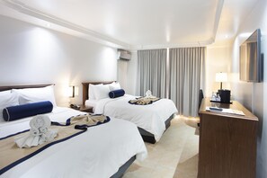 Standard Room, 2 Queen Beds, Non Smoking