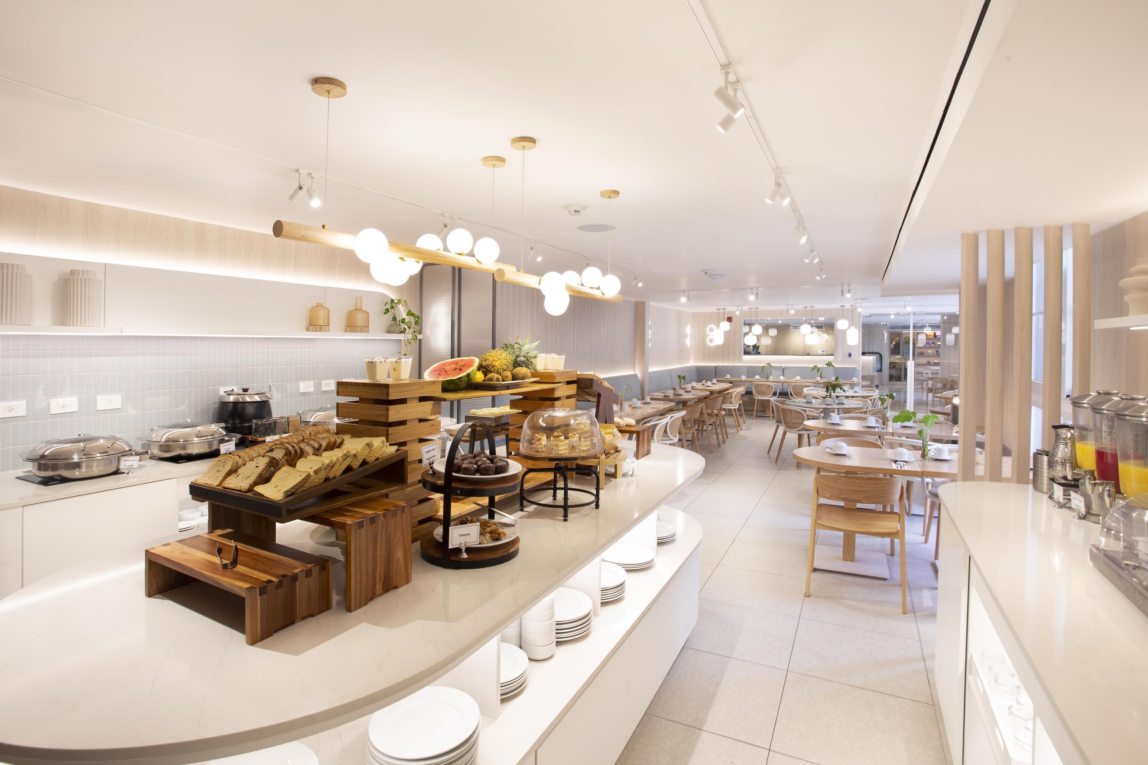 Desayuno buffet incluido todos los días