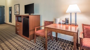 Room, 2 Queen Beds, Accessible, Non Smoking - Quality Inn & Suites East Troy I-43 (East Troy)