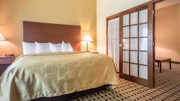 Suite, 1 King Bed with Sofa bed, Non Smoking | Desk, iron/ironing board, cribs/infant beds, rollaway beds