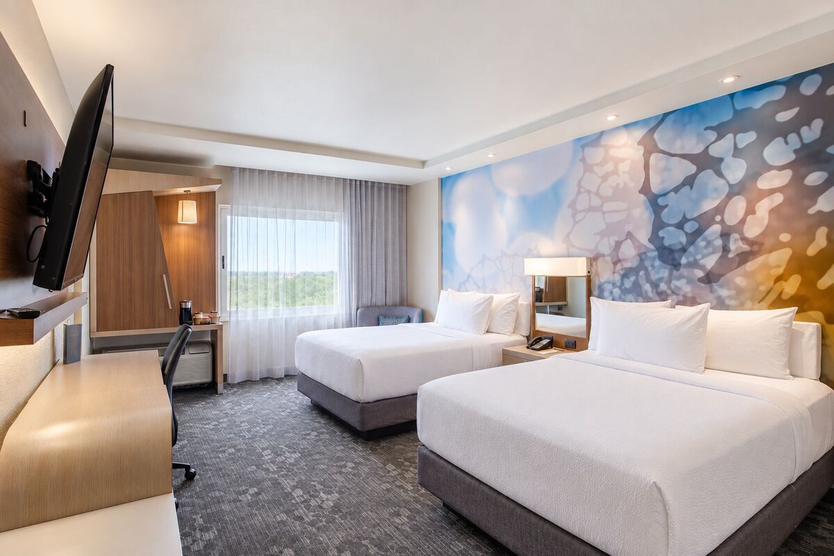 Room, 2 Queen Beds | In-room safe, desk, blackout drapes, iron/ironing board