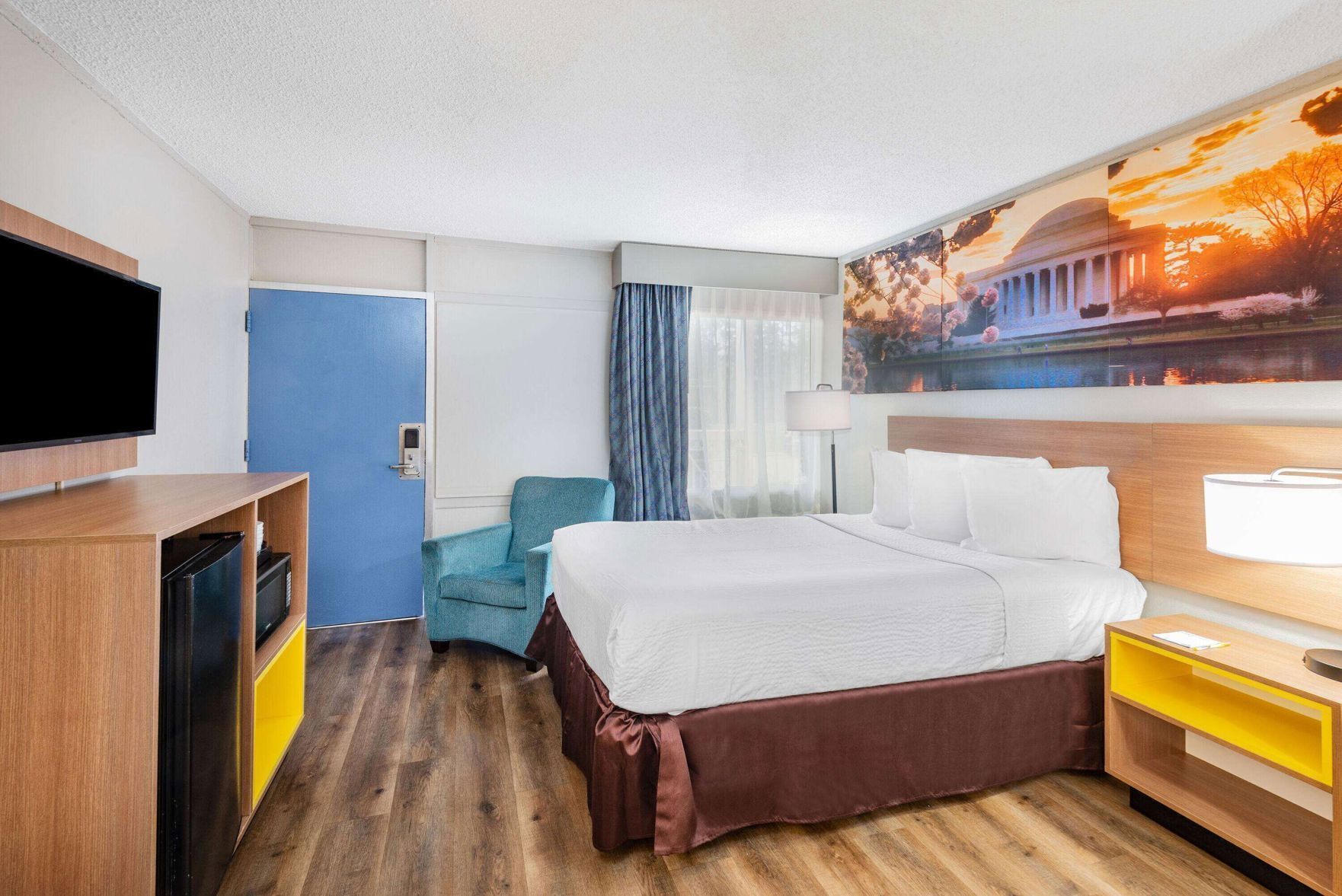 In-room safe, desk, iron/ironing board, free cribs/infant beds