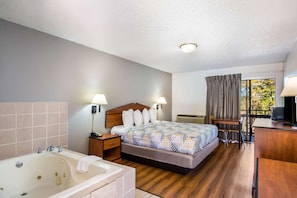 Laptop workspace, iron/ironing board, free WiFi, bed sheets