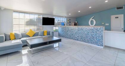 Studio 6 Suites Madera, California - Yosemite