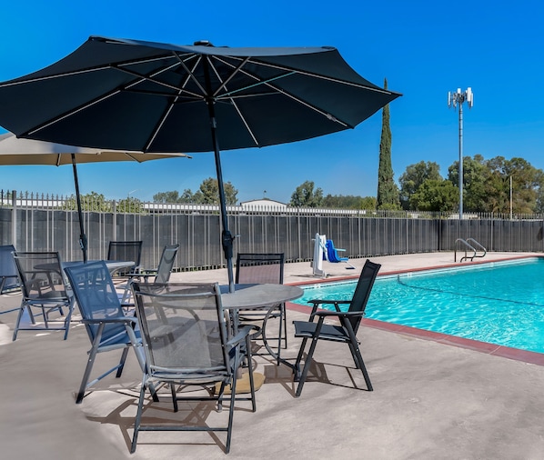 Área de parrillas y picnic