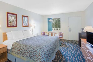 Standard Room, 1 King Bed