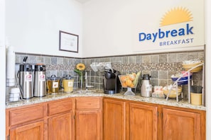 Petit déjeuner continental compris tous les jours