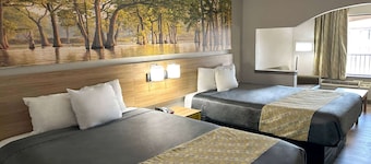 Days Inn & Suites by Wyndham Opelousas
