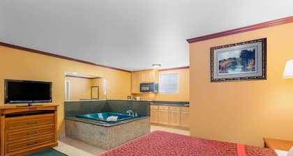 Days Inn by Wyndham King City