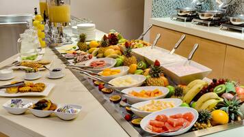 Desayuno buffet todos los días (con cargo)