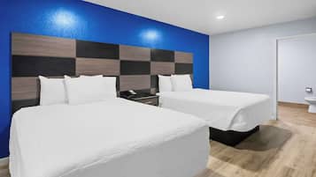 Deluxe Suite, 2 Queen Beds, Non Smoking | 1 bedroom, iron/ironing board, free WiFi, alarm clocks