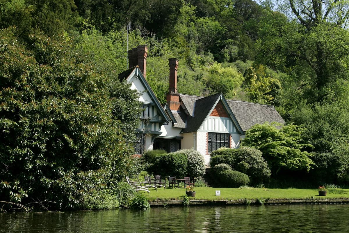 Cottage (Spring)