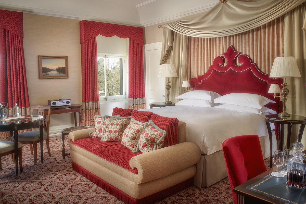 Phòng Deluxe (Mansion) | Bộ đồ giường kháng dị ứng, két bảo mật tại phòng, bàn