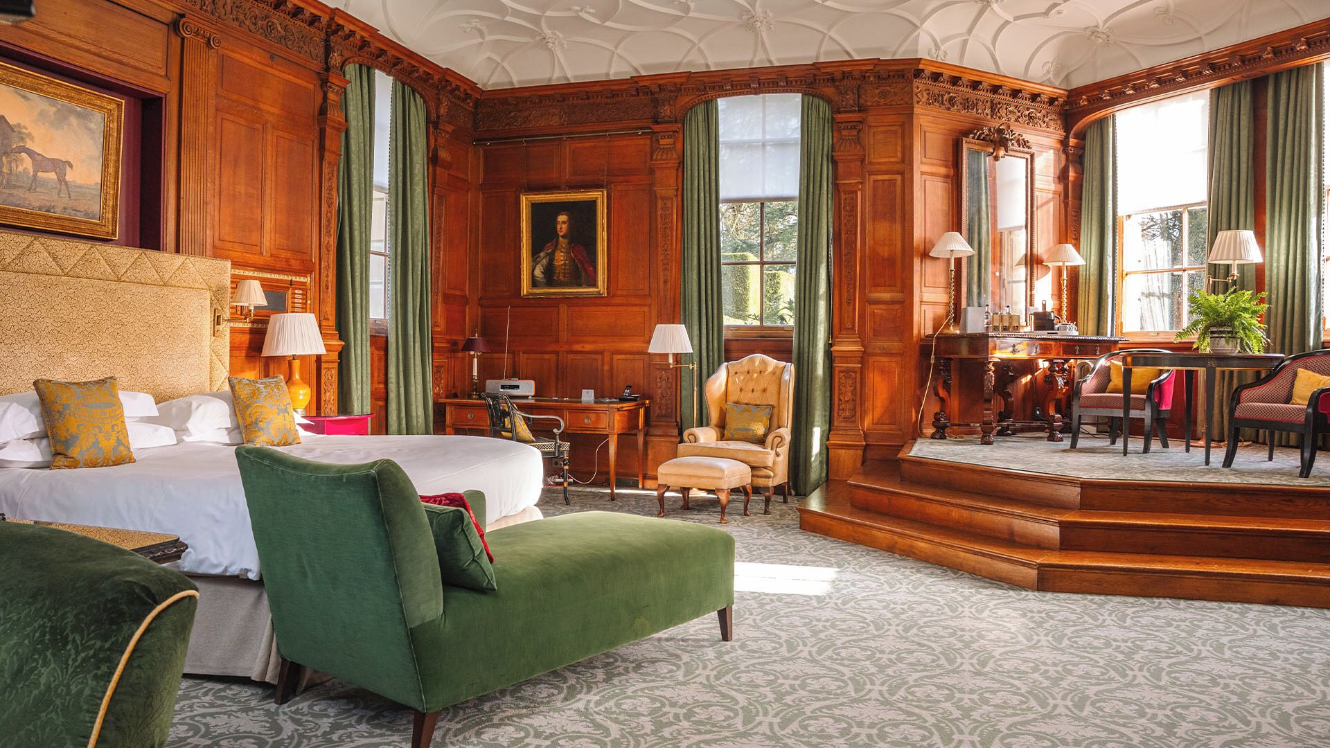 deluxe suite | hypo-allergenic bedding, in-room safe, desk, iron/ironing board