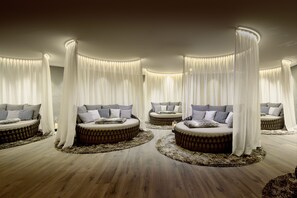 Behandlungsräume für Paare, Sauna, Körperbehandlungen, Aromatherapie