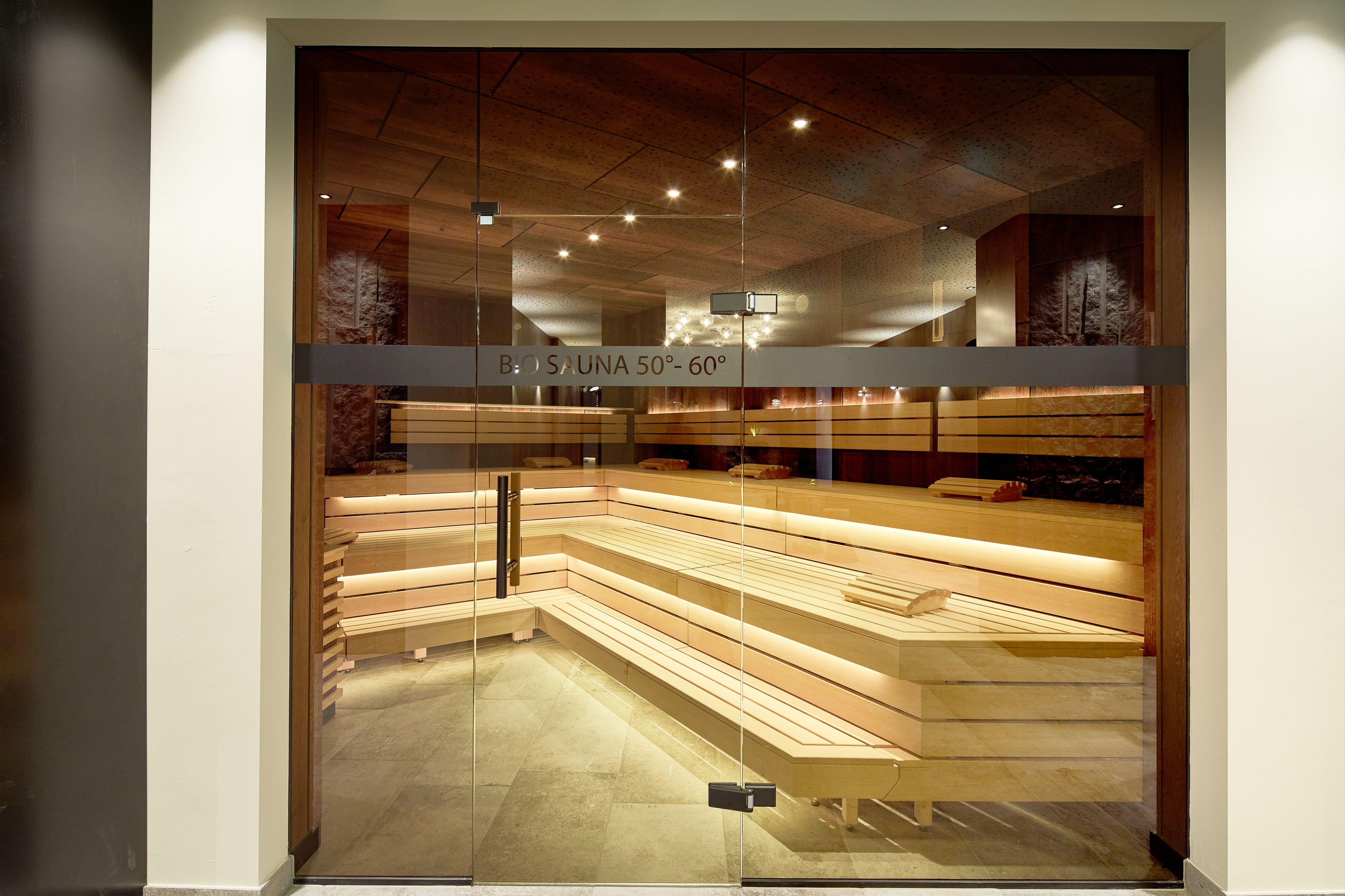 couples treatment room(s), sauna, body treatments, aromatherapy