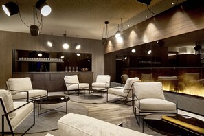 Couples treatment rooms, sauna, body treatments, aromatherapy