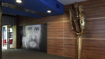 Pintu masuk interior