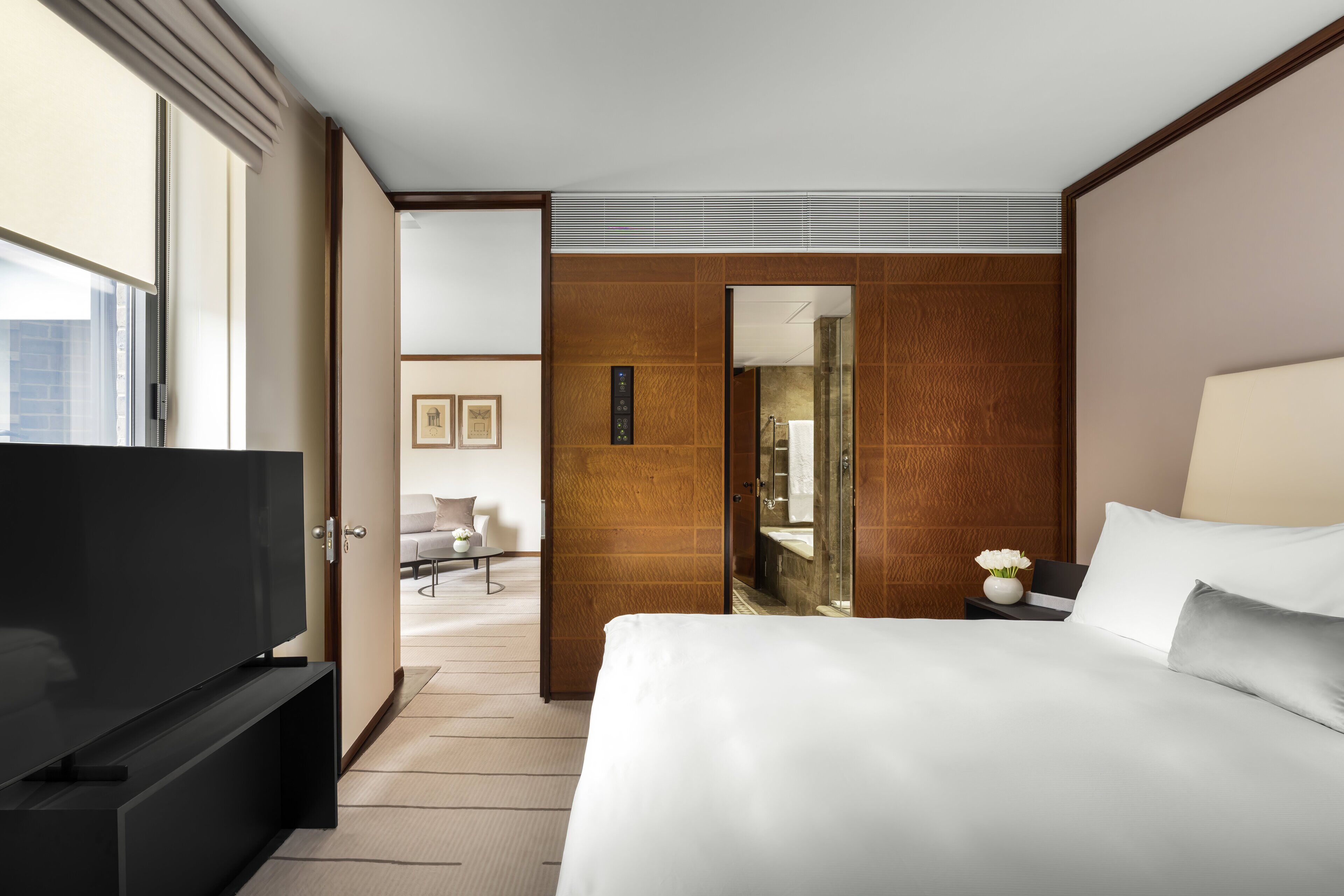 suite (belgravia) | 1 bedroom, premium bedding, minibar, in-room safe