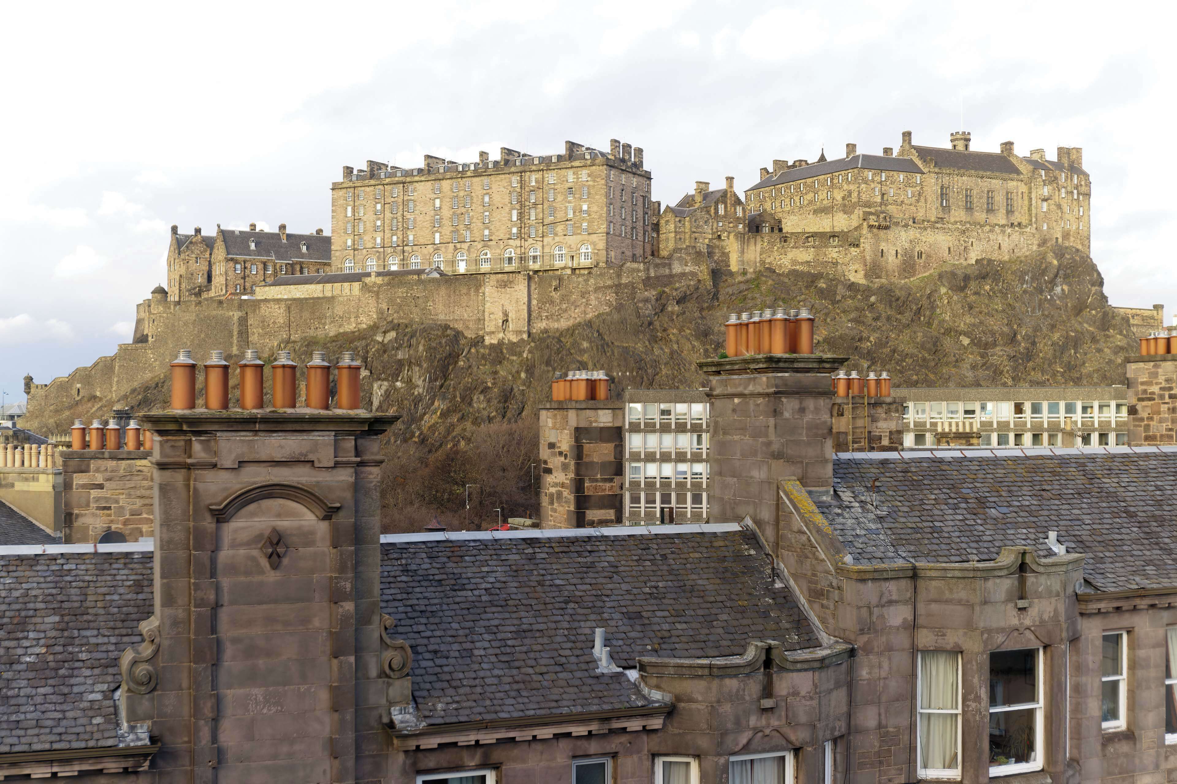 suite, 1 bedroom (castle view) | in-room safe, desk, soundproofing, iron/ironing board