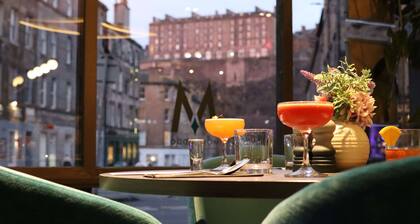 DoubleTree by Hilton Edinburgh City Centre