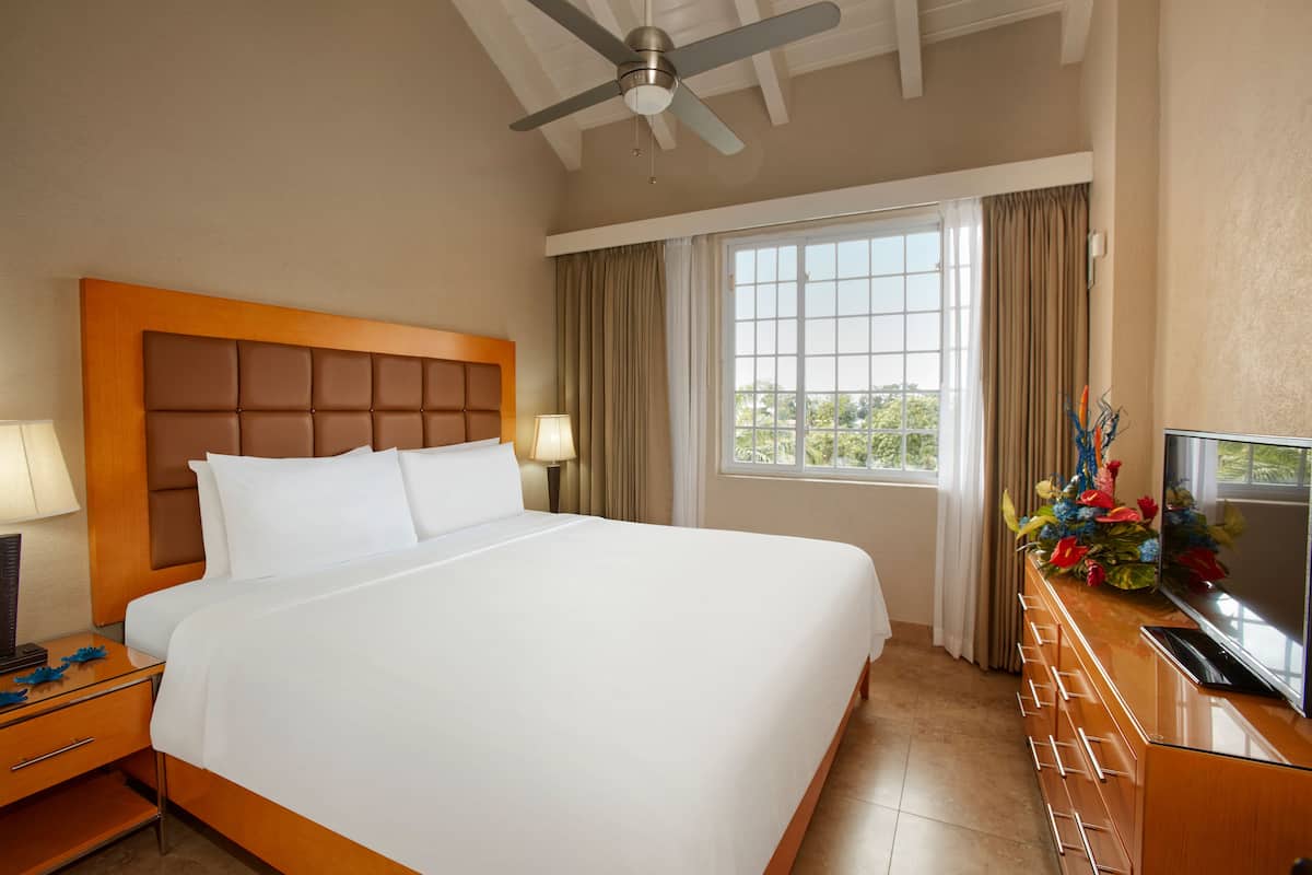 In-room safe, desk, iron/ironing board, cots/infant beds