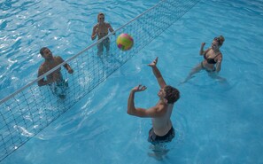 3 piscinas al aire libre, sillones reclinables de piscina