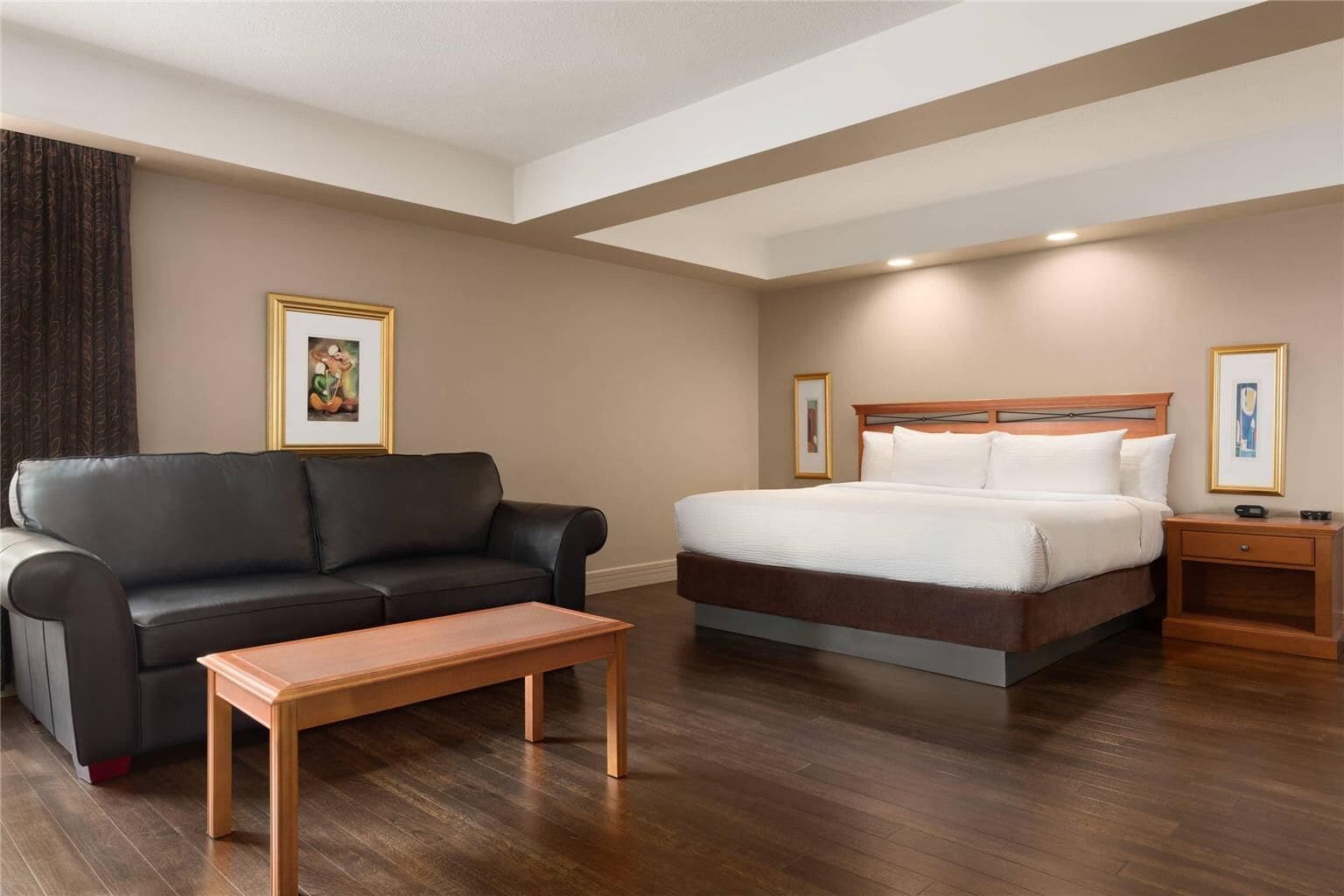 Foto - Grand Hotel & Conference Centre Calgary Airport, an Ascend Collection Hotel