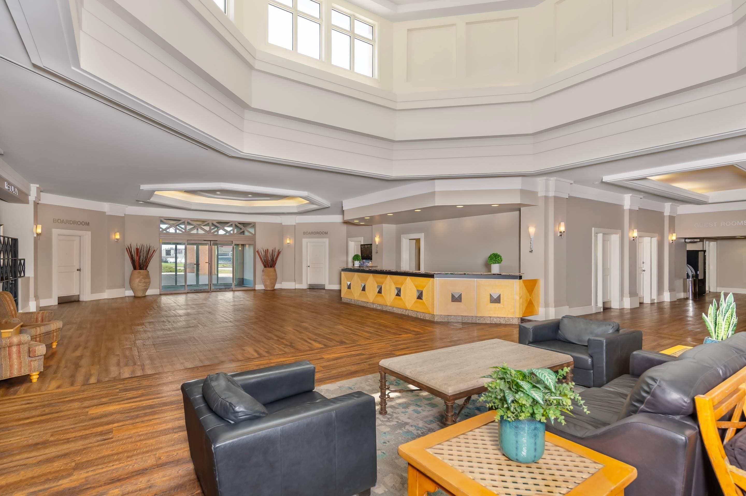 Photo - Royal Hotel Calgary, Trademark Collection By Wyndham