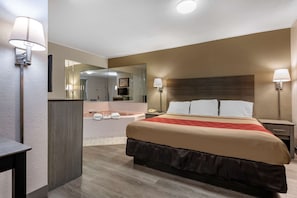 Room, 1 King Bed, Non Smoking (Upgrade)