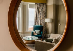 Habitación de lujo doble, vistas al mar | Vistas desde el alojamiento