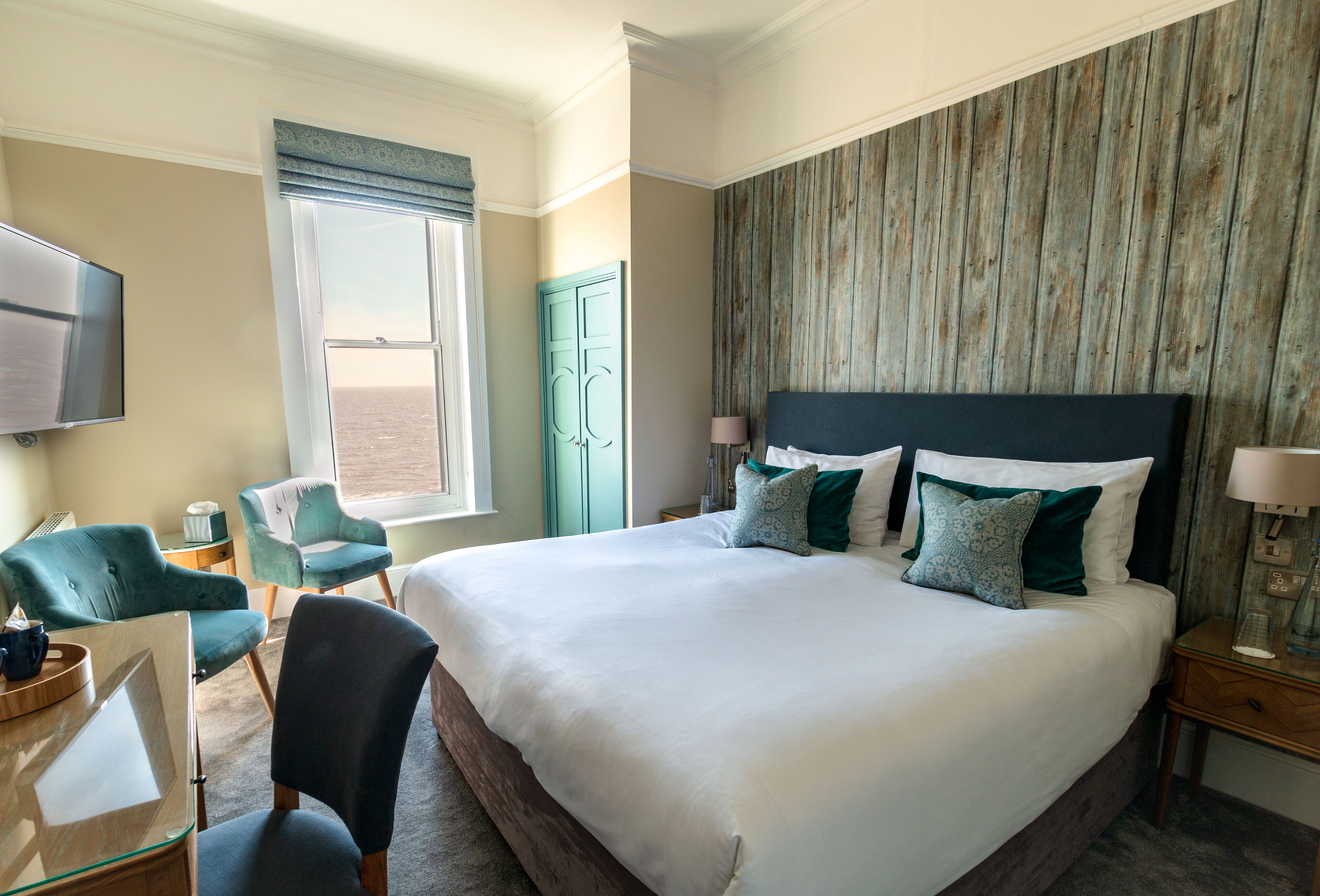 Standard Double Room, 1 Double Bed, Sea View | Desk, iron/ironing board, free WiFi, bed sheets