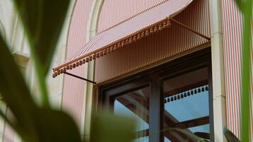 3 restaurantes; se sirven desayunos