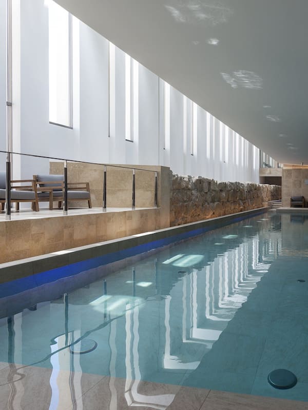Sauna, bagno turco, massaggi con le pietre calde, massaggi “deep tissue”