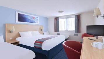 Schreibtisch, Zustellbetten, WLAN